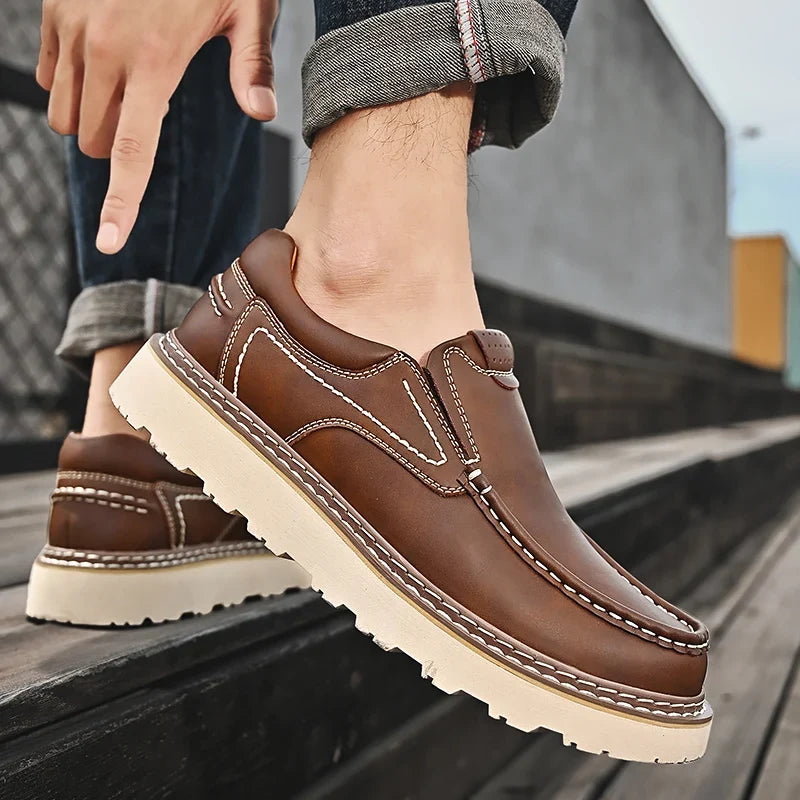 Genähte Rindsleder Loafer Herren Slip-On Gummisohle